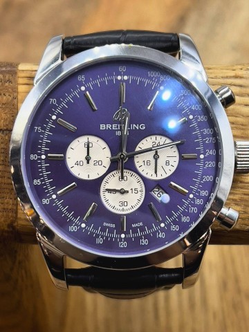 Часы Breitling