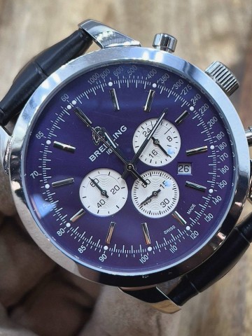 Часы Breitling