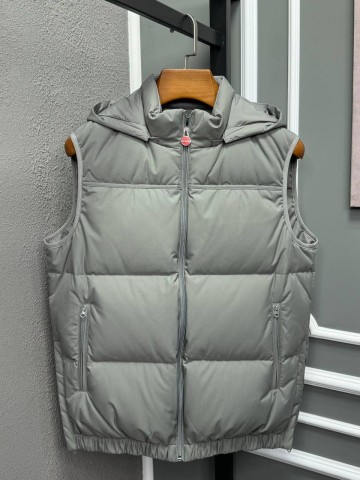 Безрукавка Kiton