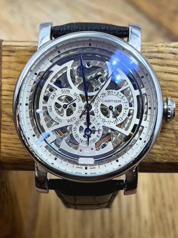 Часы Cartier