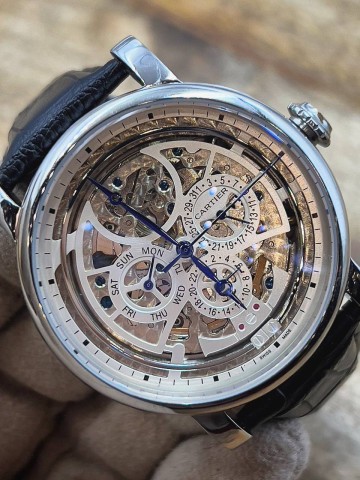 Часы Cartier