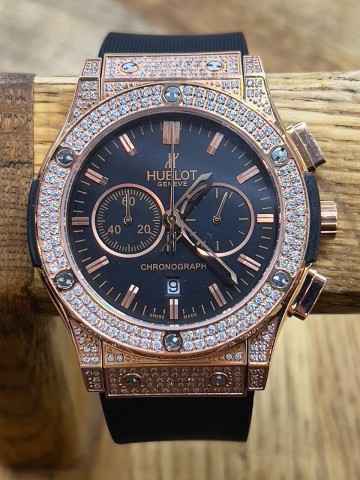 Часы Hublot