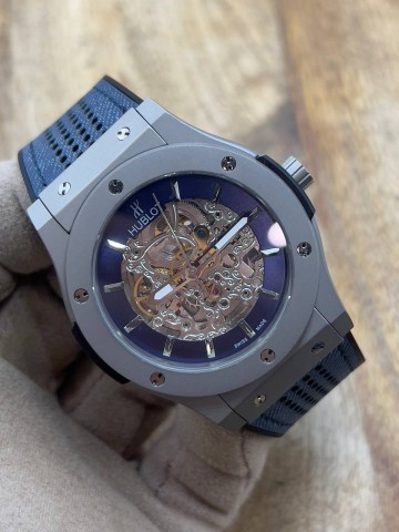 Часы Hublot