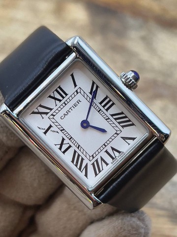 Часы Cartier
