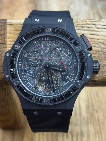 Часы Hublot