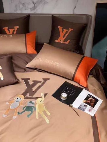 Комплект постельного белья Louis Vuitton