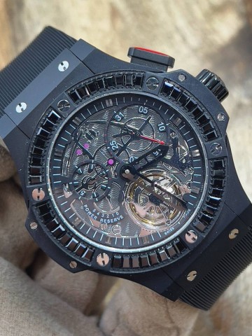 Часы Hublot