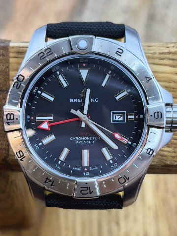 Часы Breitling