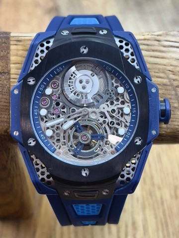 Часы Hublot