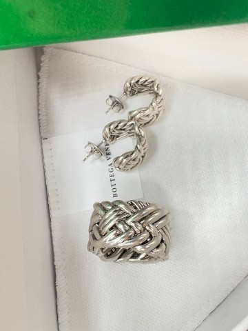 Серьги Bottega Veneta