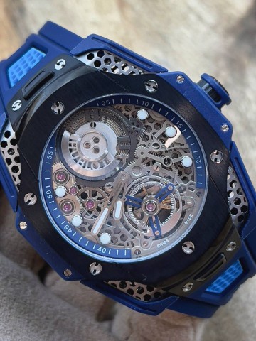 Часы Hublot