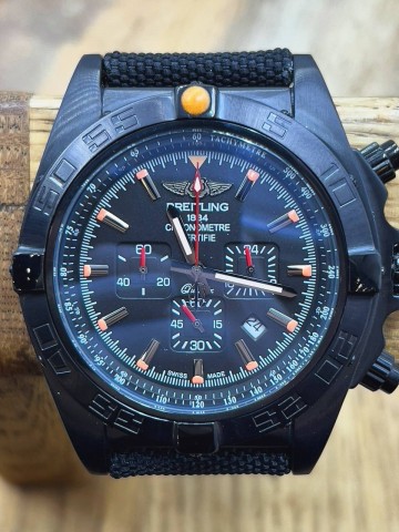Часы Breitling