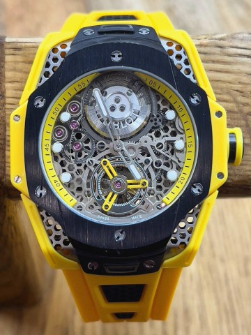 Часы Hublot