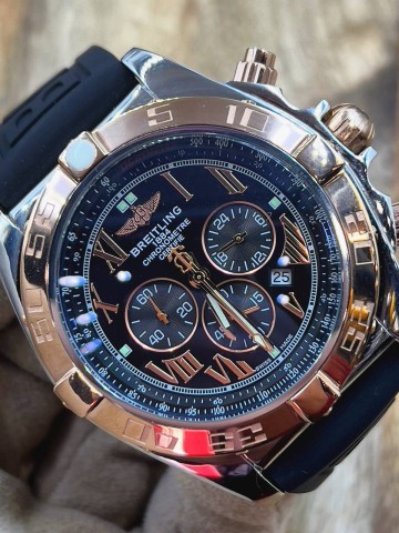 Часы Breitling