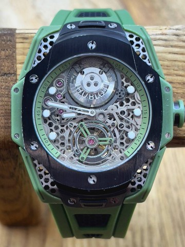 Часы Hublot