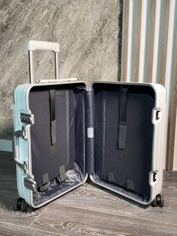 Чемодан Rimowa