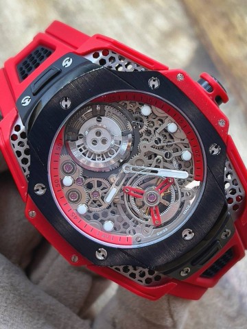 Часы Hublot