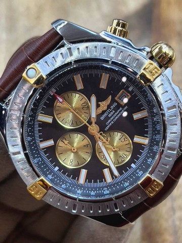 Часы Breitling