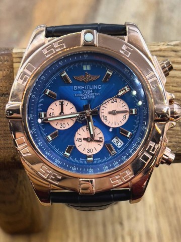 Часы Breitling