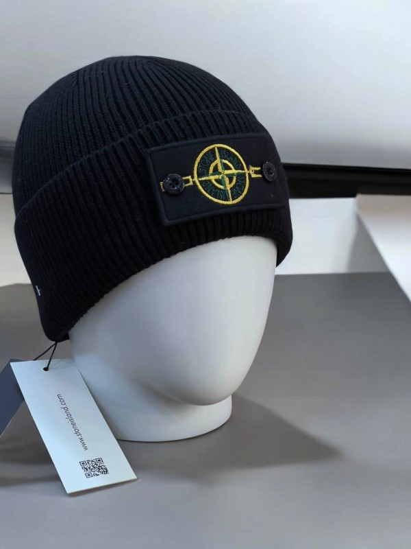 Шапка Stone Island