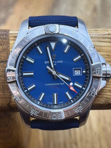 Часы Breitling