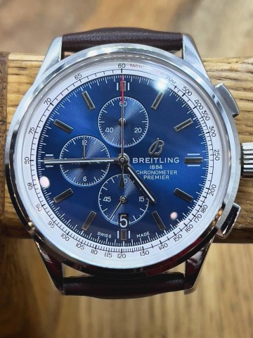 Часы Breitling