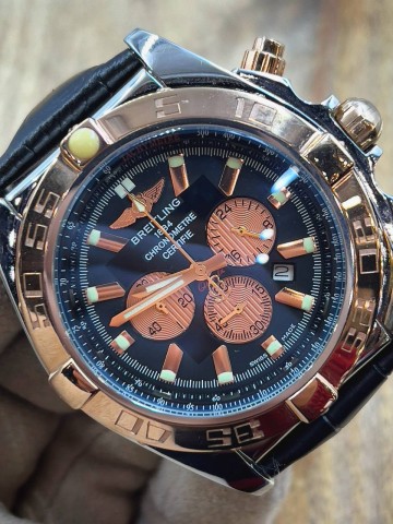 Часы Breitling