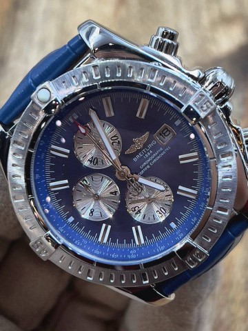 Часы Breitling