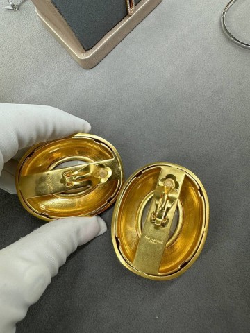 Серьги Yves Saint Laurent