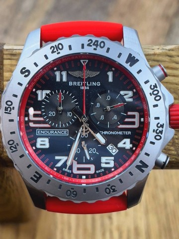 Часы Breitling