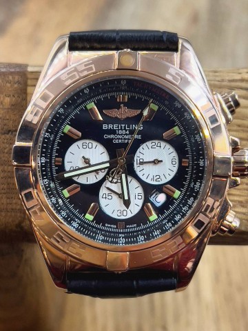 Часы Breitling