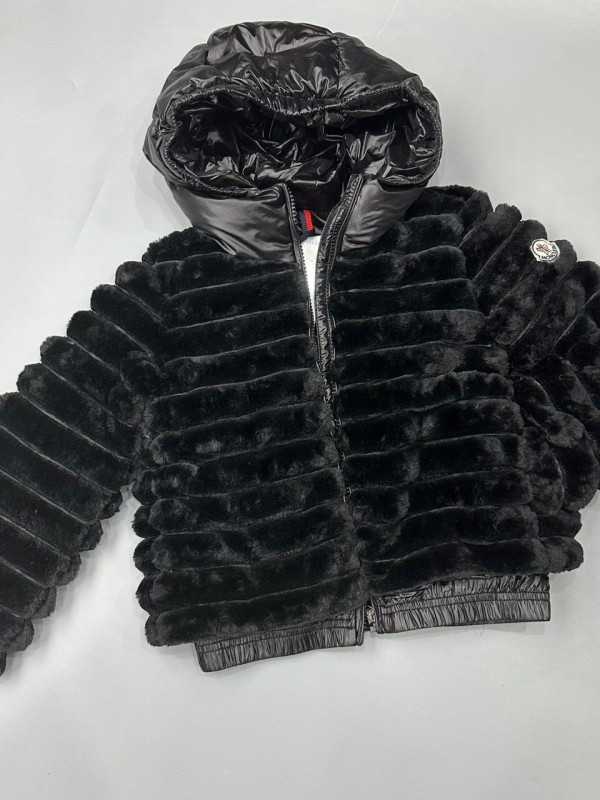 Шуба Moncler