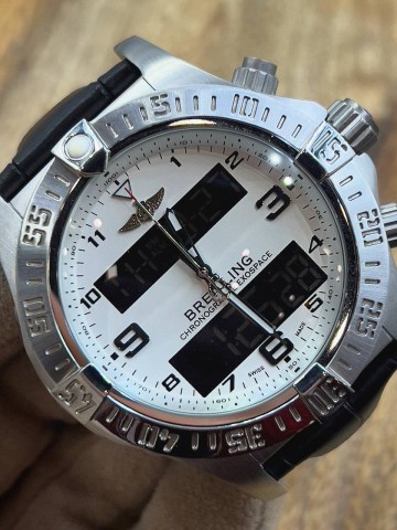 Часы Breitling