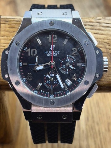 Часы Hublot