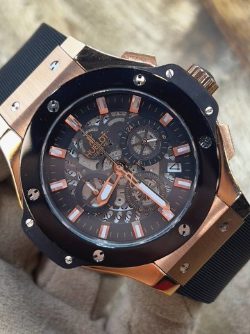 Часы Hublot