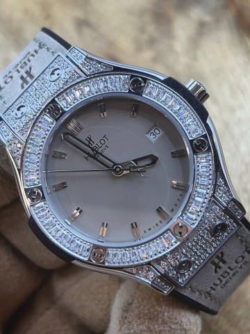 Часы Hublot