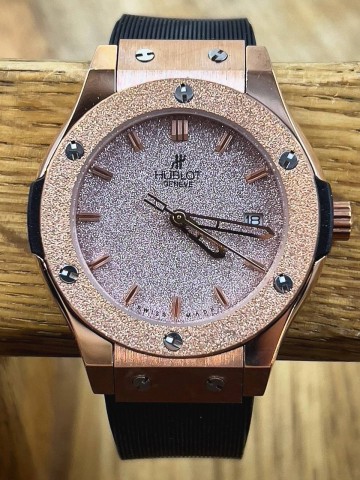 Часы Hublot