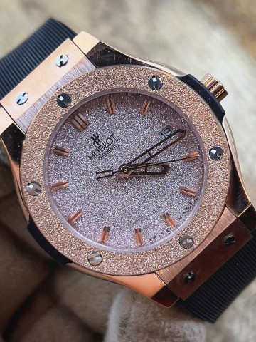 Часы Hublot