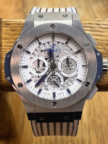 Часы Hublot