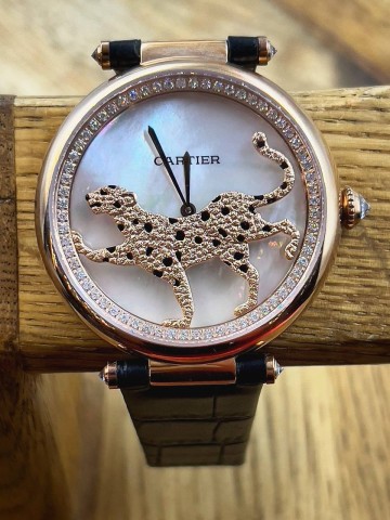Часы Cartier