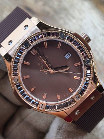 Часы Hublot