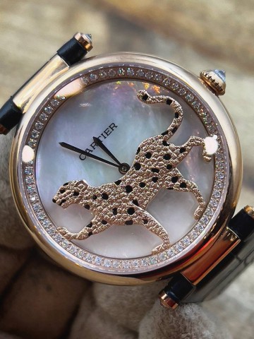 Часы Cartier