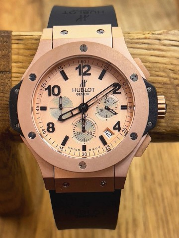 Часы Hublot