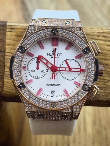 Часы Hublot