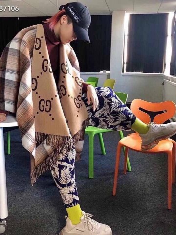 Палантин Gucci