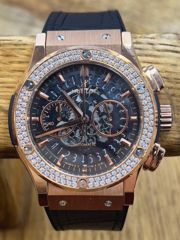Часы Hublot