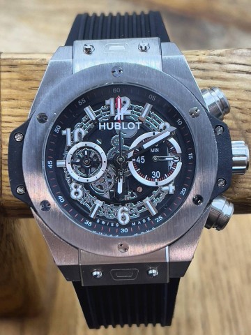Часы Hublot