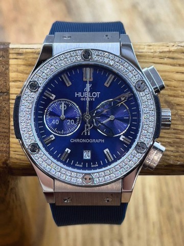 Часы Hublot