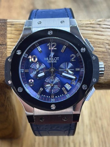 Часы Hublot