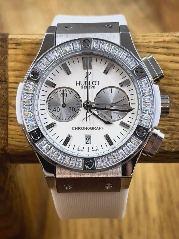 Часы Hublot